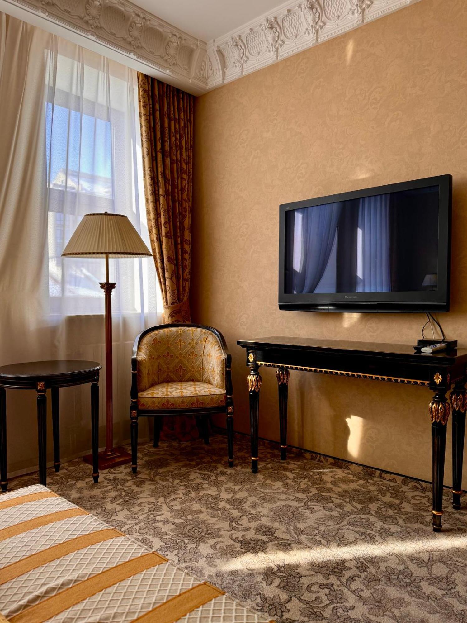Axelhof Boutique Hotel دنيبروبيتروفسك المظهر الخارجي الصورة