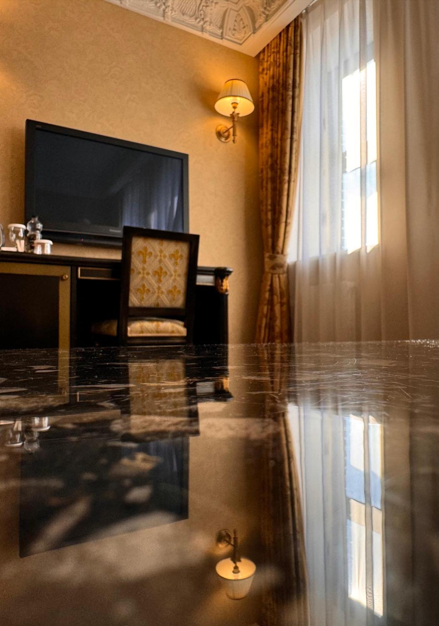 Axelhof Boutique Hotel دنيبروبيتروفسك المظهر الخارجي الصورة