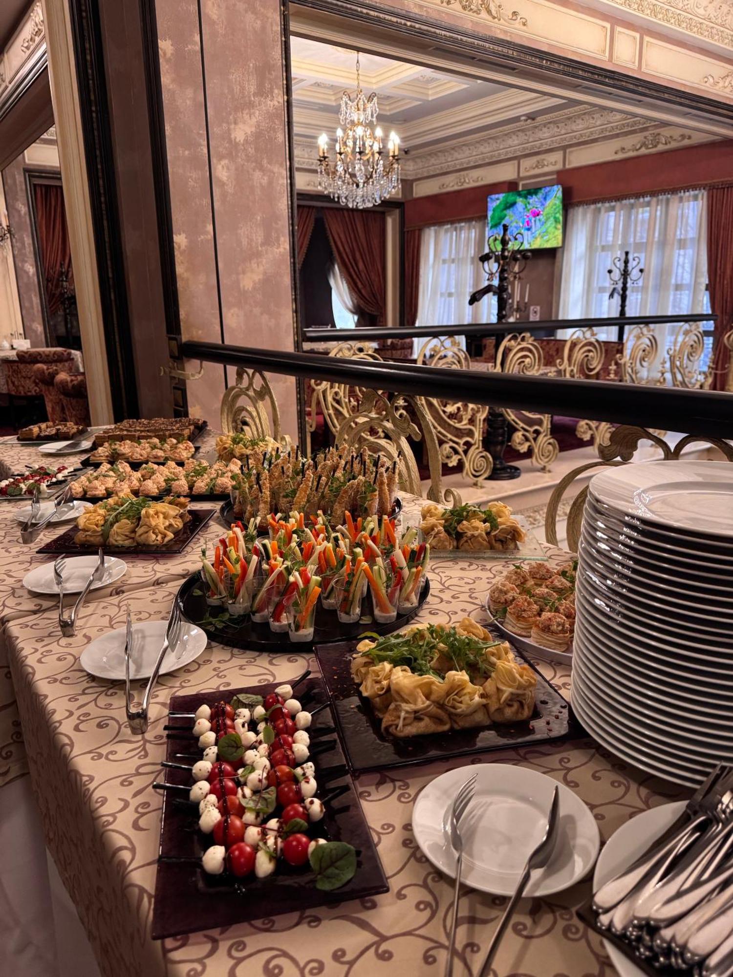 Axelhof Boutique Hotel دنيبروبيتروفسك المظهر الخارجي الصورة
