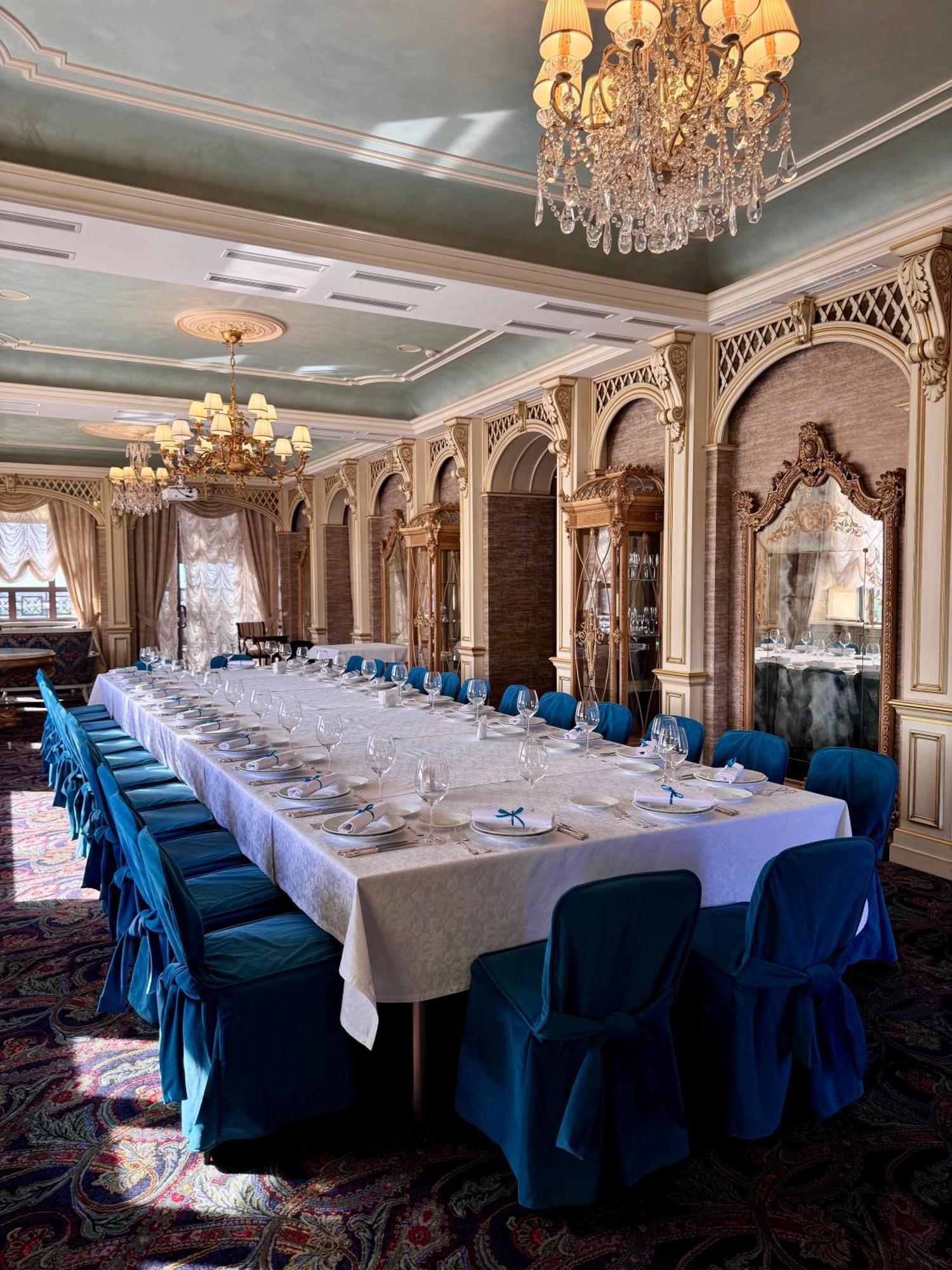 Axelhof Boutique Hotel دنيبروبيتروفسك المظهر الخارجي الصورة