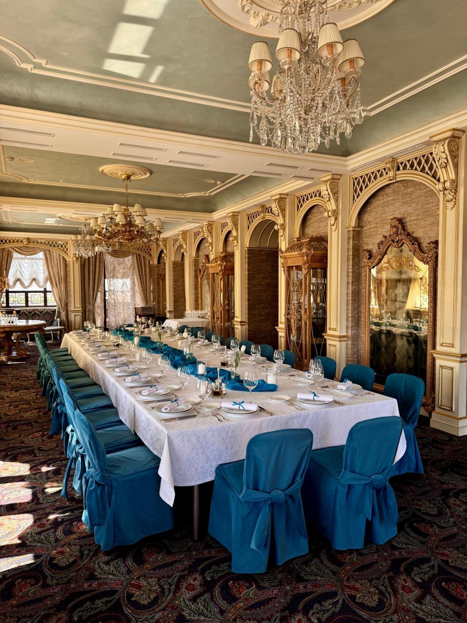Axelhof Boutique Hotel دنيبروبيتروفسك المظهر الخارجي الصورة
