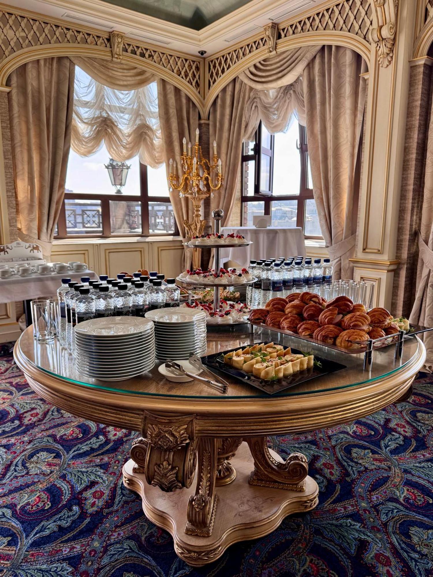 Axelhof Boutique Hotel دنيبروبيتروفسك المظهر الخارجي الصورة