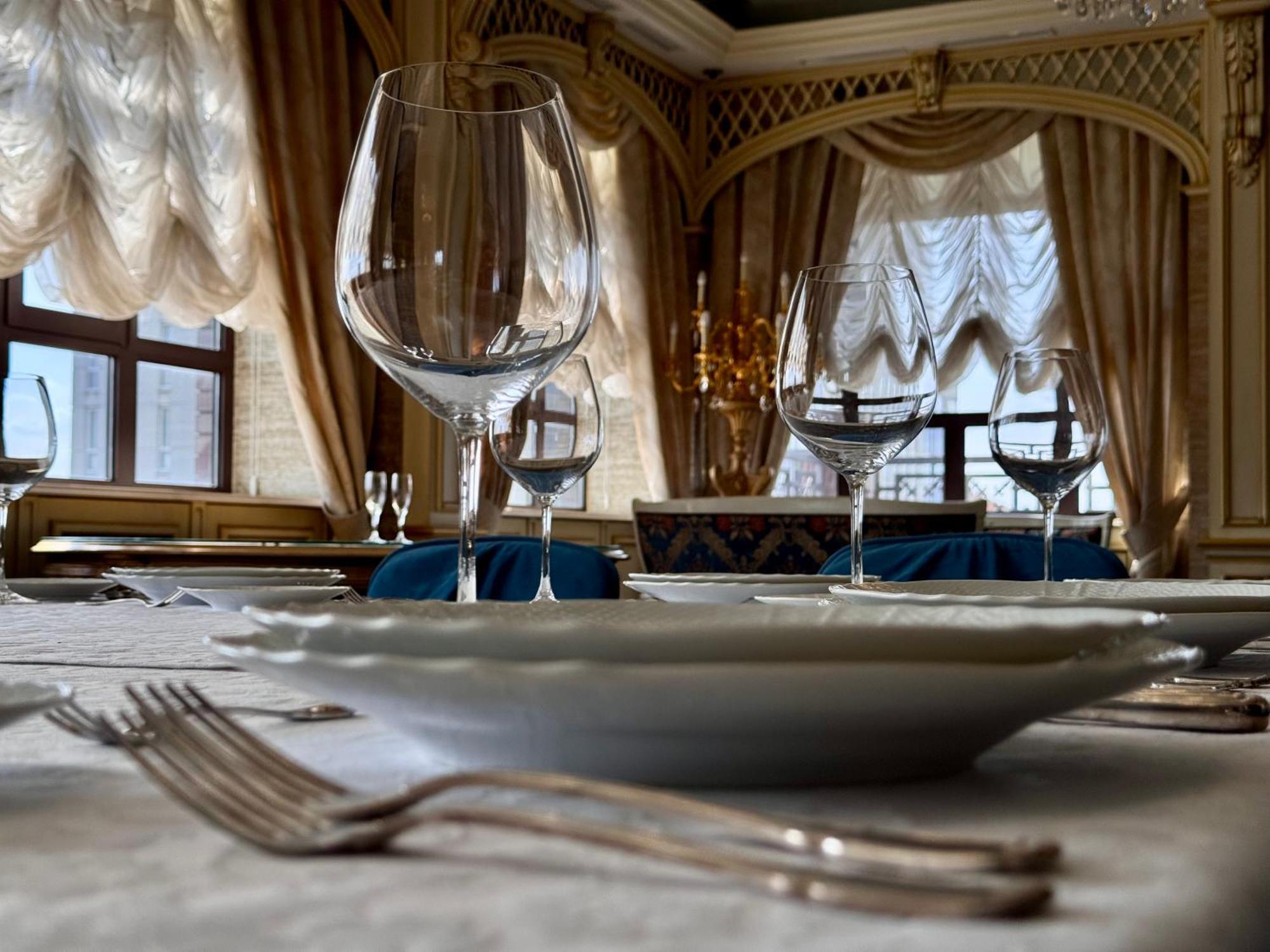 Axelhof Boutique Hotel دنيبروبيتروفسك المظهر الخارجي الصورة
